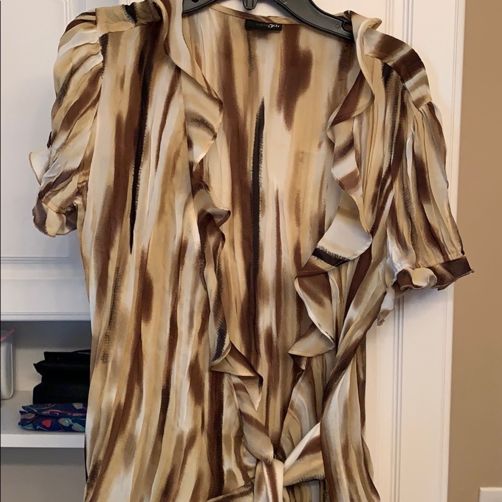 Brown and khaki shirt